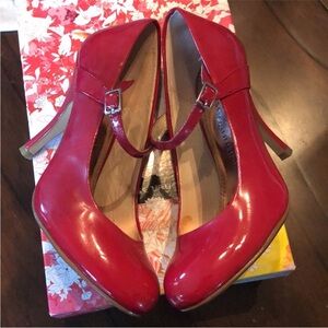❤️Chinese Laundry patent leather mary jane buckle strap heels + box
